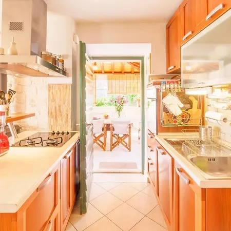 Nyaraló House Srdjan