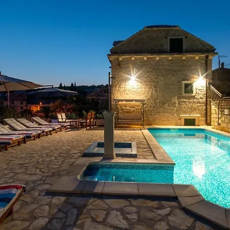 House Srdjan Сasa de vacaciones Sumartin